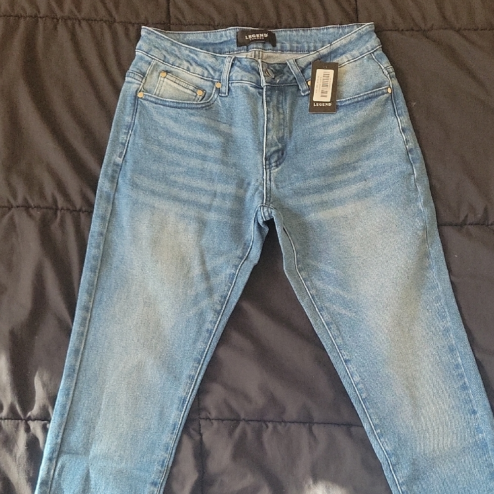 LEGEND OF LONDON men's Slim Fit Blue Jeans.